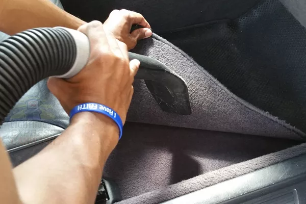 Suck dust and crumbs away