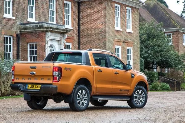 A picture of the rear of the Ford Ranger