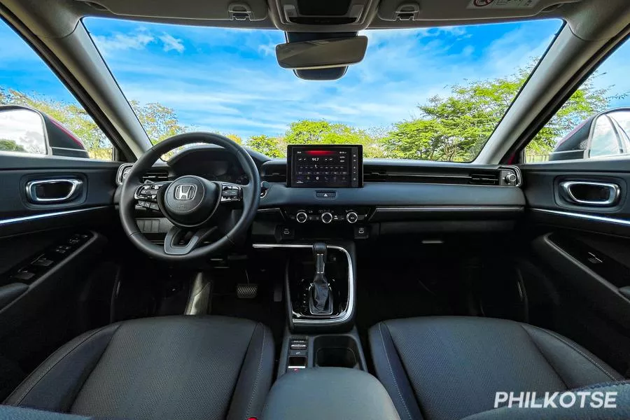 The Honda HR-V V's cockpit