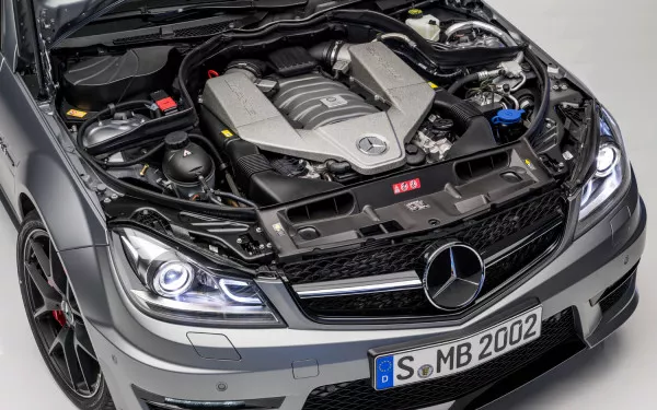 Thoroughly check the engine compartment. engine compartment.