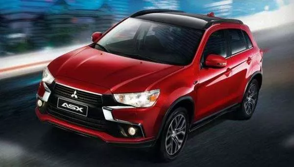 Mitsubishi ASX 2018 on the road