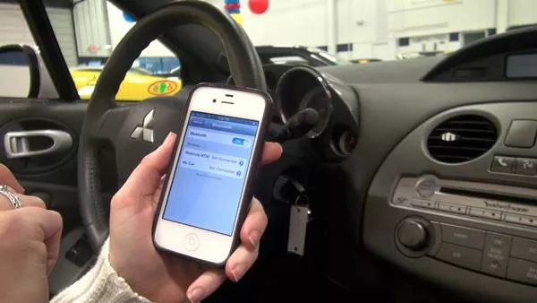 Bluetooth allows wireless connection and thus enables you to safely receive calls and stream music connecting a smartphone to a car via Bluetooth