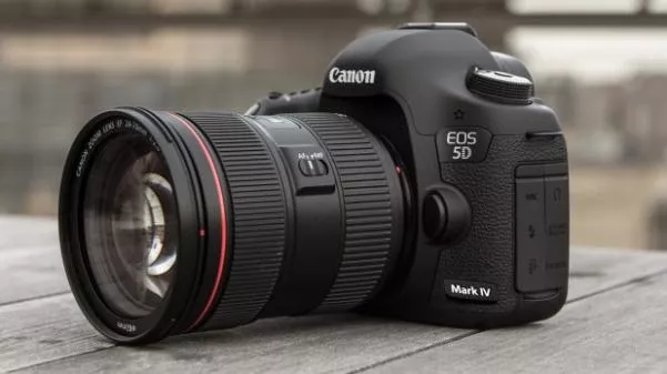 A canon eos 5D