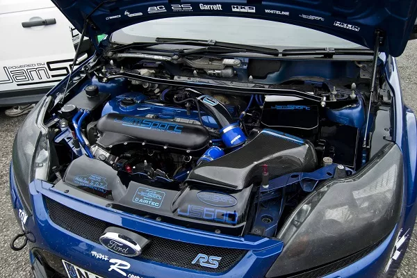 Car's engine bay