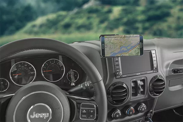 Put smartphone on dashboard 