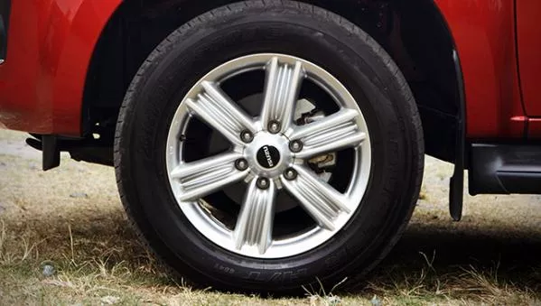 Isuzu Dmax 2018 wheel