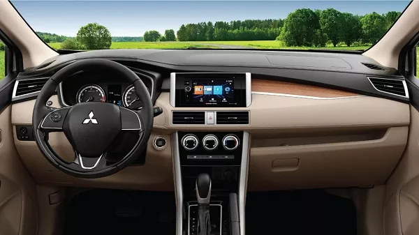 2019 Mitsubishi Xpander interior