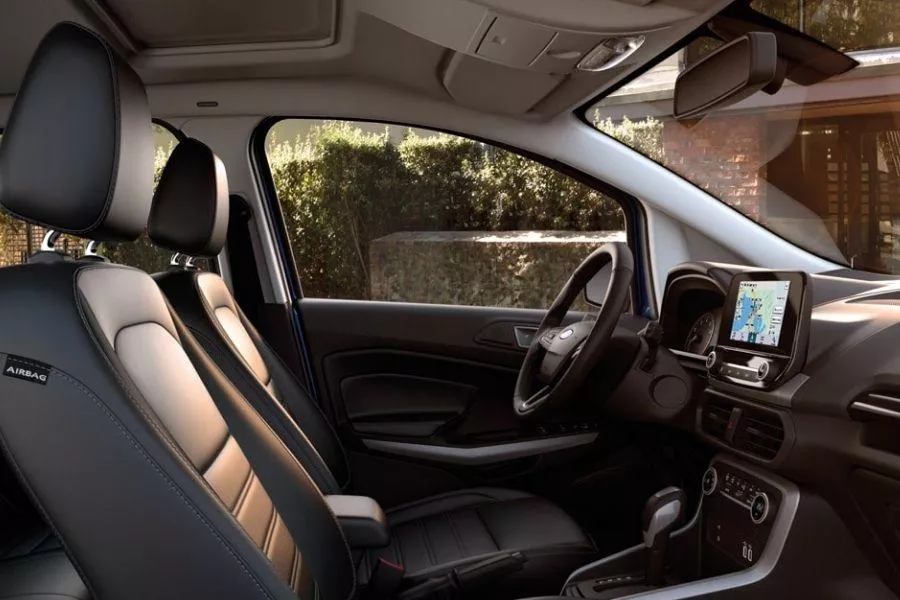 Ford EcoSport front seats view