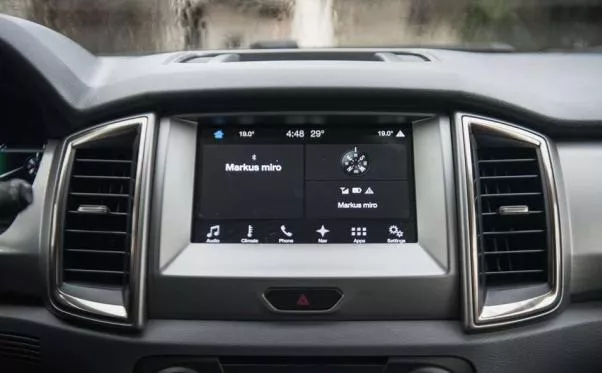 Ford Everest 2018 touchscreen