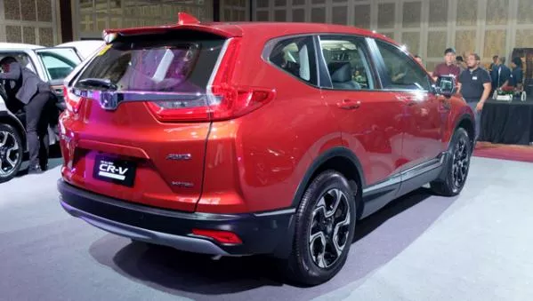 angular rear of the Honda CR-V 2018