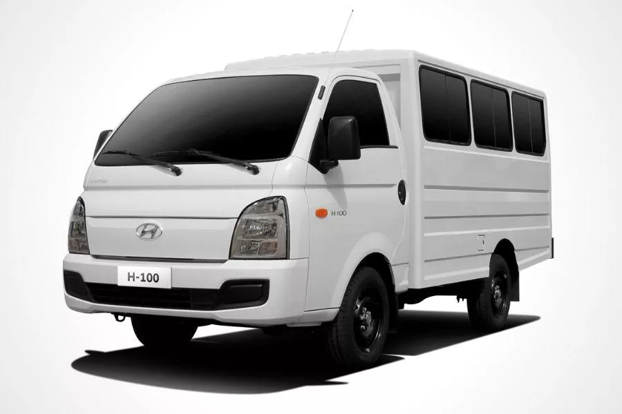 Hyundai H-100 front view