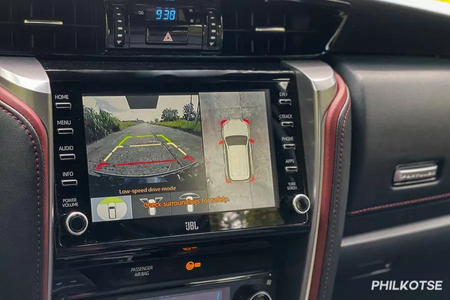 A picture of the Toyota Fortuner LTD's touchscreen displaying a 360 degree view around the car.