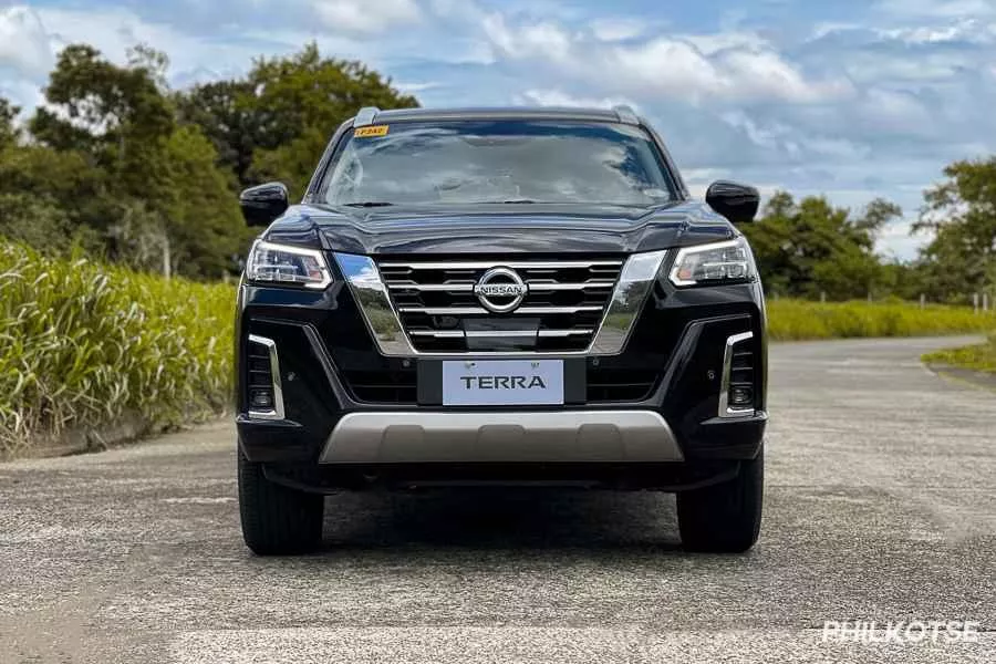 Head-on shot of the Nissan Terra