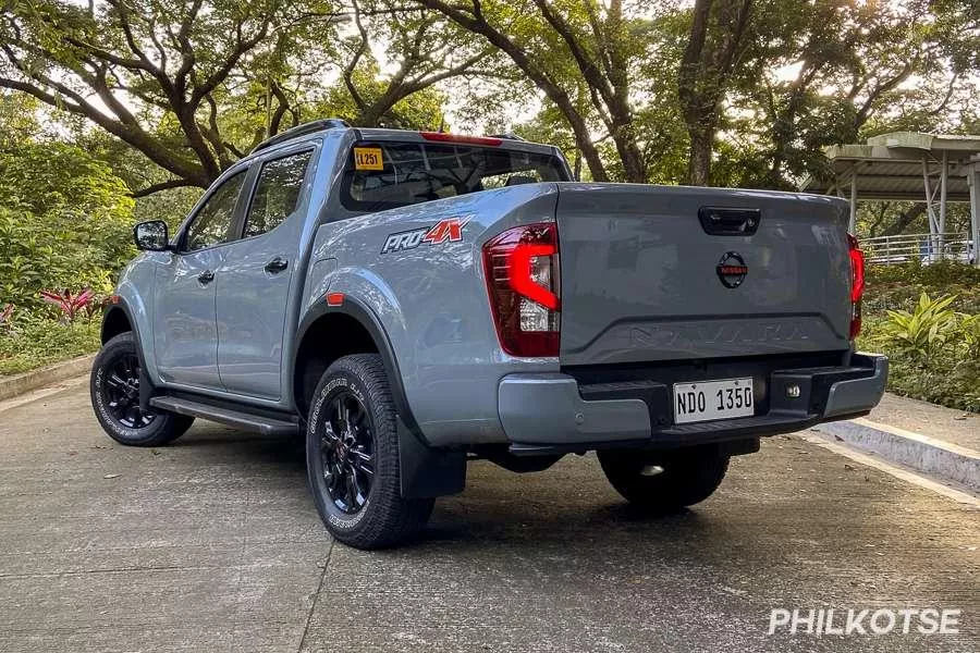 Navara Pro-4X rear