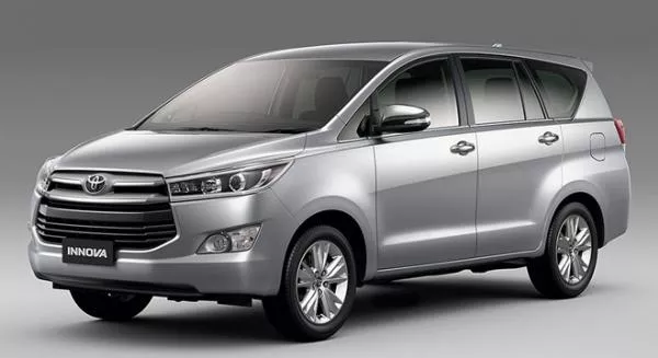 Toyota Innova 2018 angular front