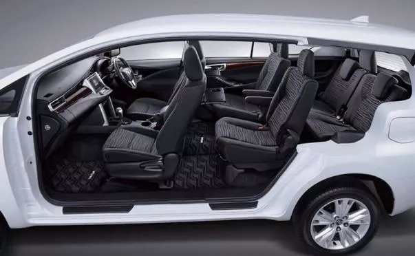 Toyota Innova 2018 seating