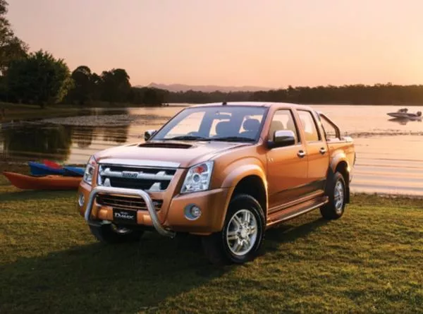 angular front of the Isuzu D-Max