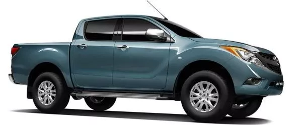 Mazda BT-50 2018 side view