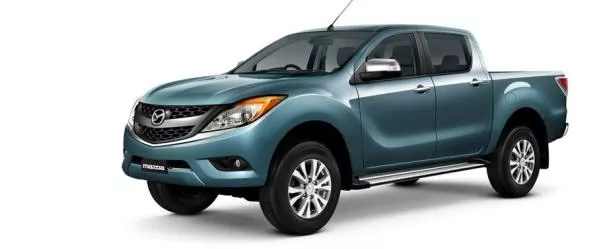 Mazda BT-50 2018 angular front