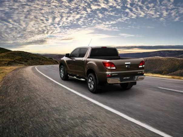 Mazda BT-50 2018 angular rear