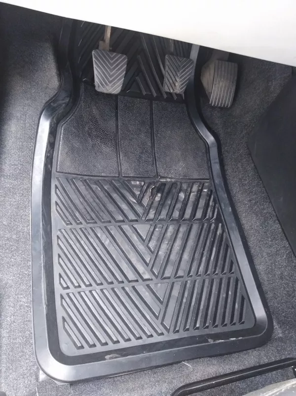 Mitsubishi Mirage G4 GLS 2013 floormat