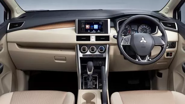 Mitsubishi Expander 2018 interior