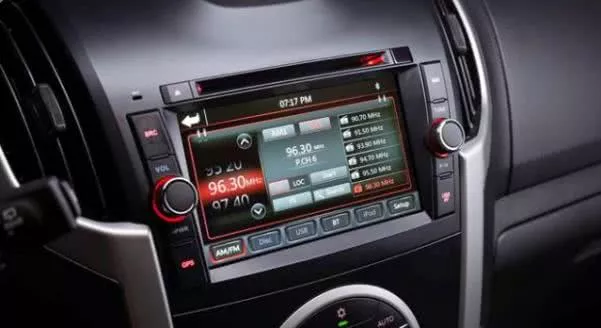 Isuzu MU-X infotainment system