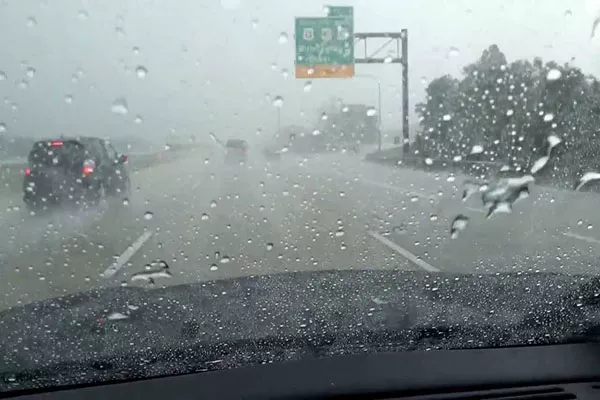 a car dirty windshield