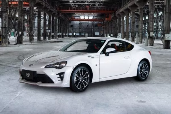 Toyota 86 Philippine angular front