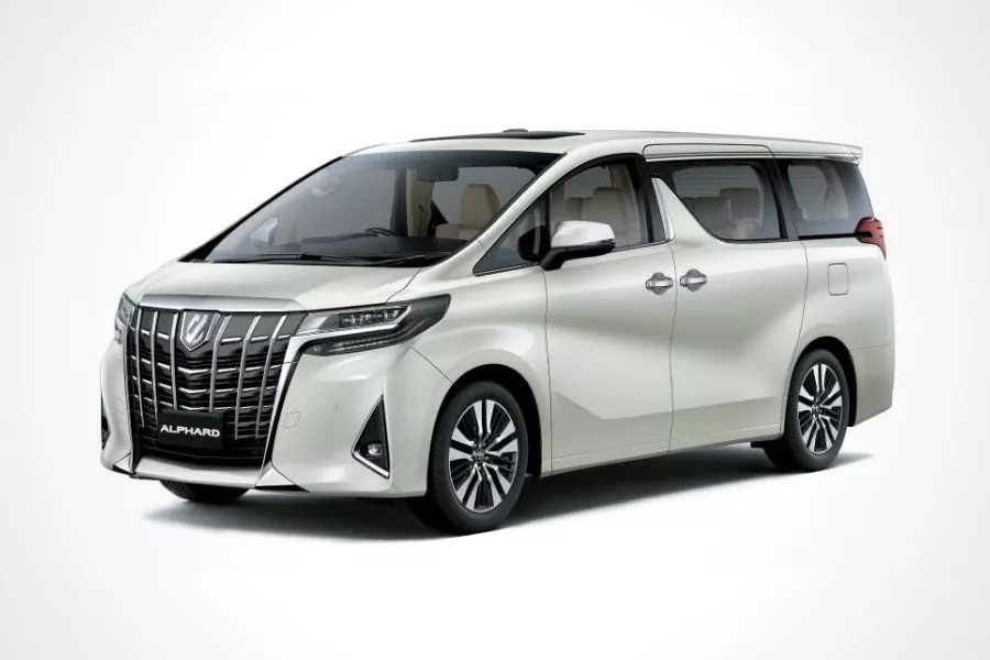 Toyota Alphard front view