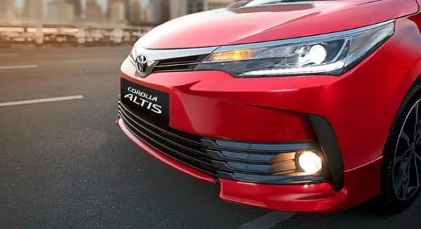 Toyota Altis 2018 angular front