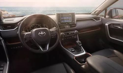 Toyota RAV4 2019 interior