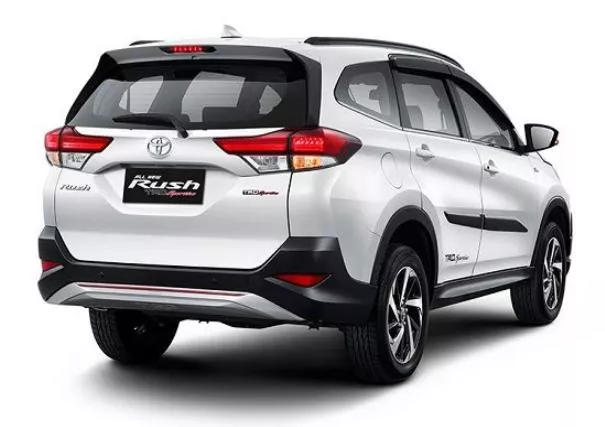 Toyota Rush 2018 angular rear