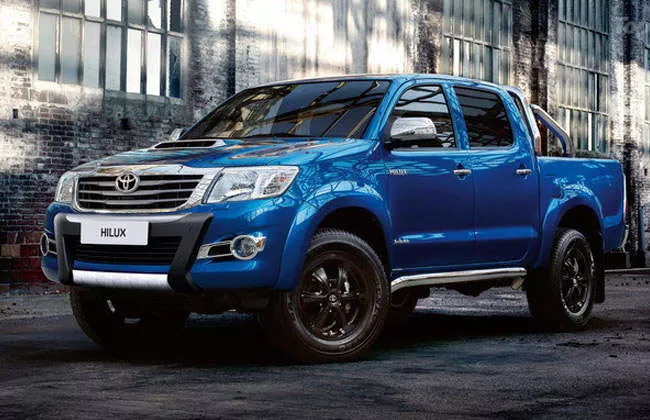 angular left of a blue Toyota Hilux