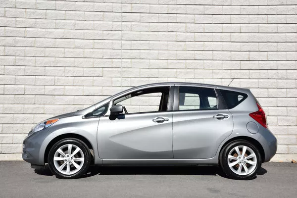 Nissan Versa Note side view