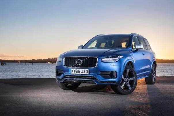 Angular front of a blue Volvo XC90