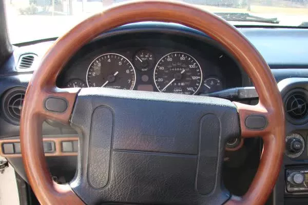 Wood steering wheel